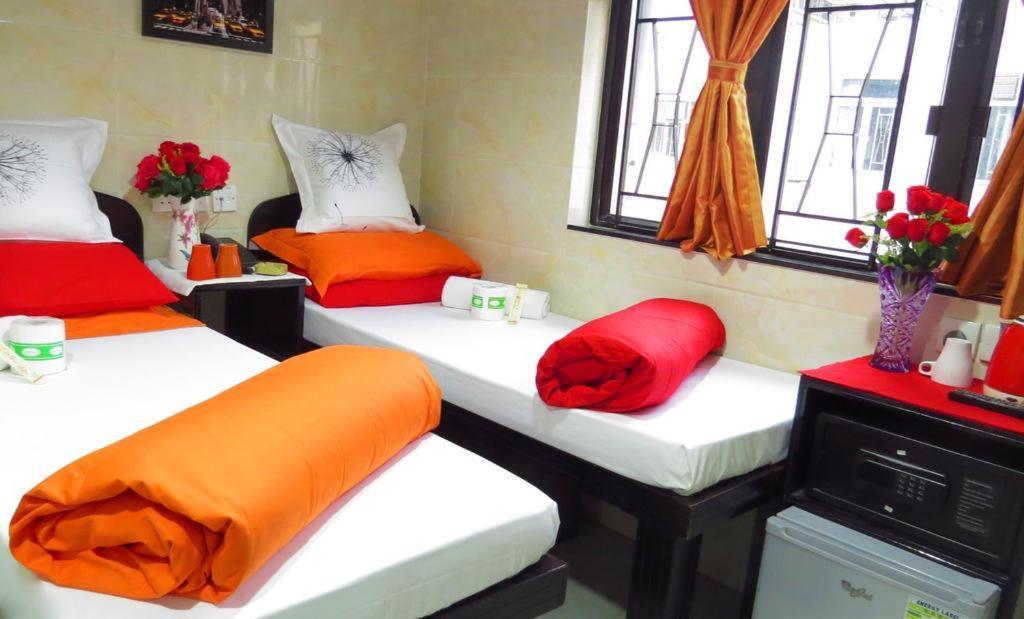 Hostel 16 Paris Guest House Block E Reception 10Th Floor Hong Kong Exterior photo