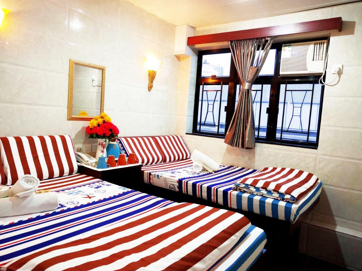 Hostel 16 Paris Guest House Block E Reception 10Th Floor Hong Kong Exterior photo